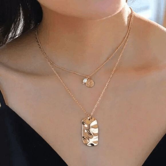 2/$21 Ladies Fashionable Layered Necklace - Picture 4 of 7